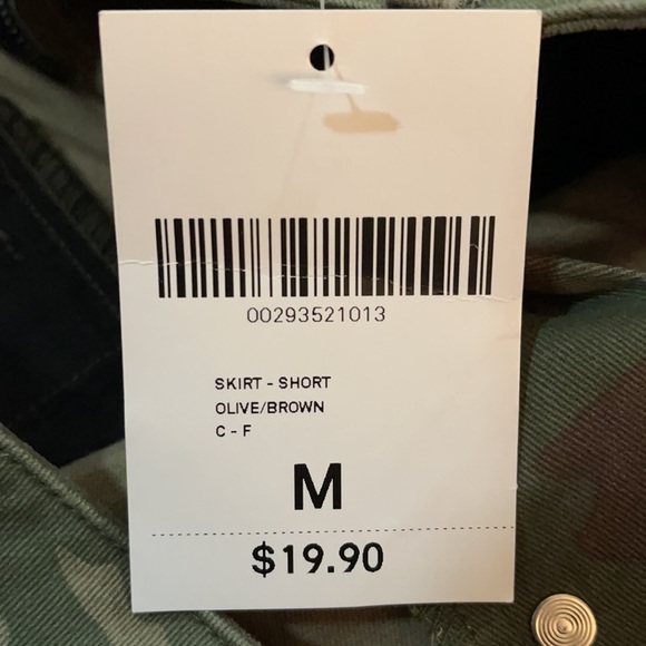 Camo Forever 21 skirt- medium - Picture 2 of 2